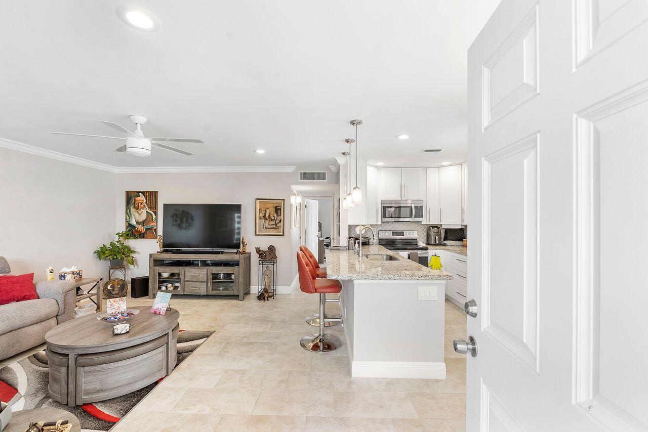 237 Normandy E