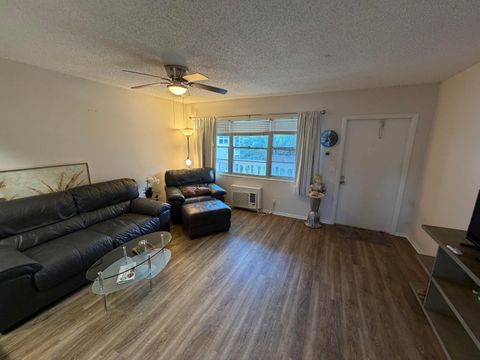 Tiny photo for 107 Prescott E, Deerfield Beach, FL 33442 (MLS # R11143526)