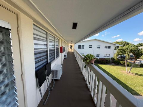 Tiny photo for 107 Prescott E, Deerfield Beach, FL 33442 (MLS # R11143526)