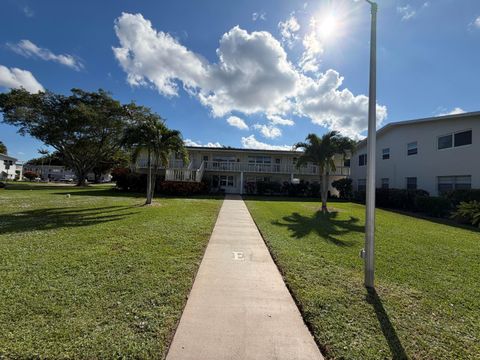 Tiny photo for 107 Prescott E, Deerfield Beach, FL 33442 (MLS # R11143526)
