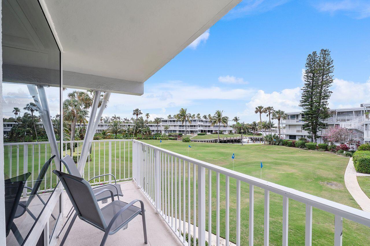 SEA CLUB OF HILLSBORO BEACH - Residential Lease