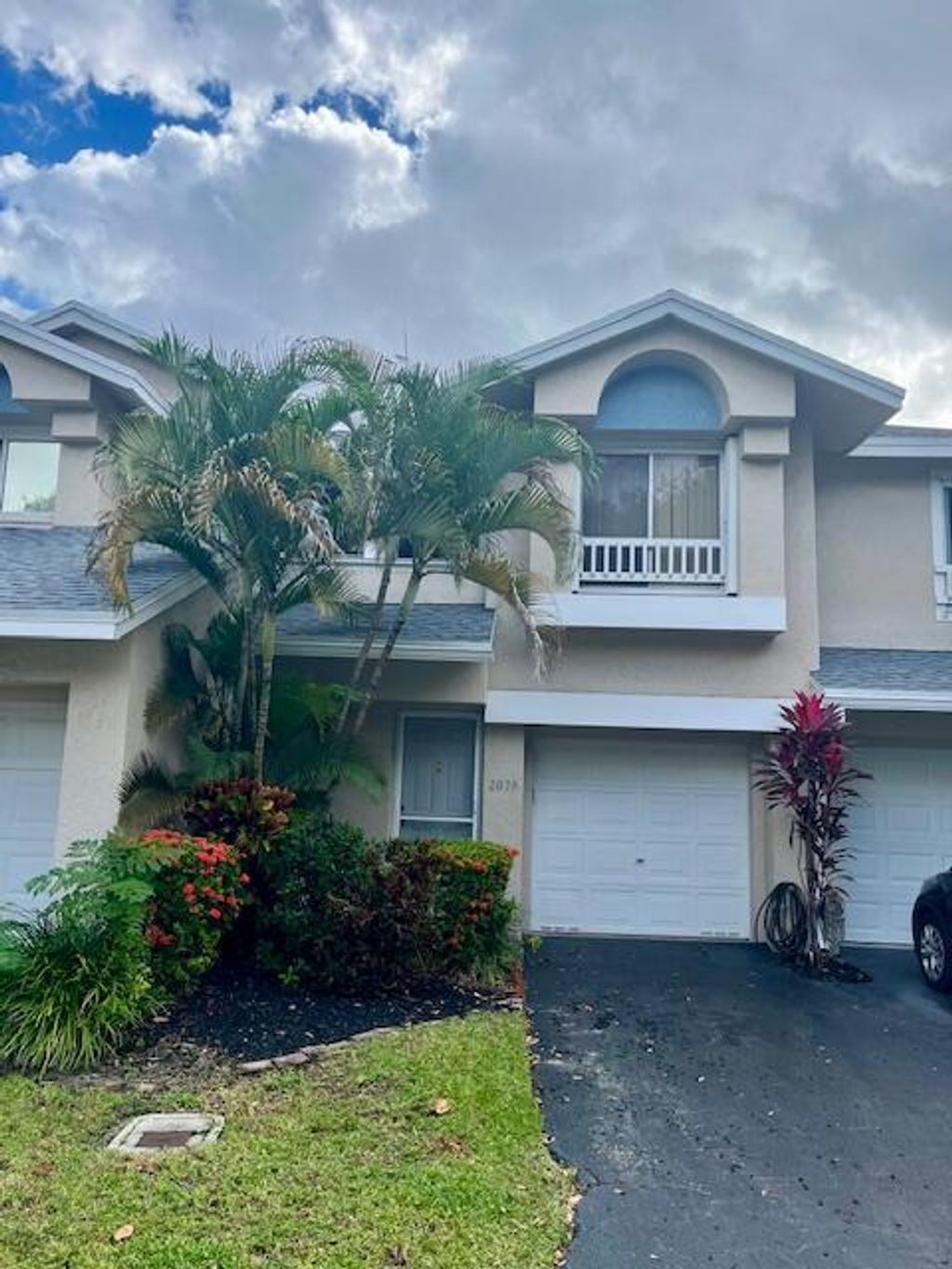 Photo of 2078 Discovery Circle E, Deerfield Beach, FL 33442 (MLS # R11136569)