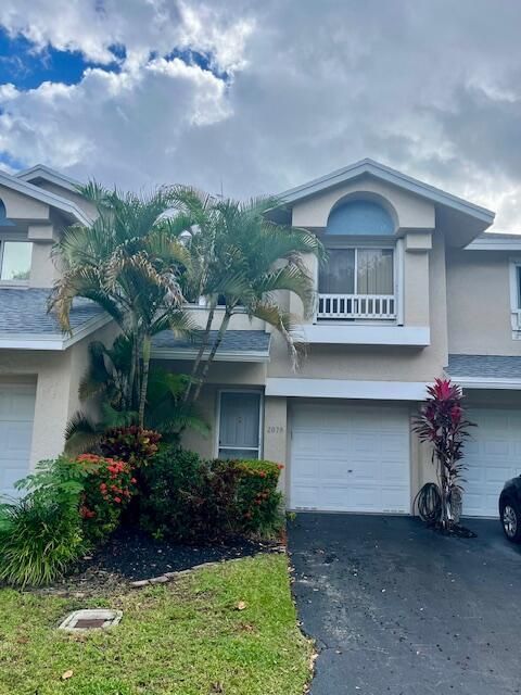Photo of 2078 Discovery Circle E, Deerfield Beach, FL 33442 (MLS # R11136569) Photo of 2078 Discovery Circle E, Deerfield Beach, FL 33442 (MLS # R11136569)