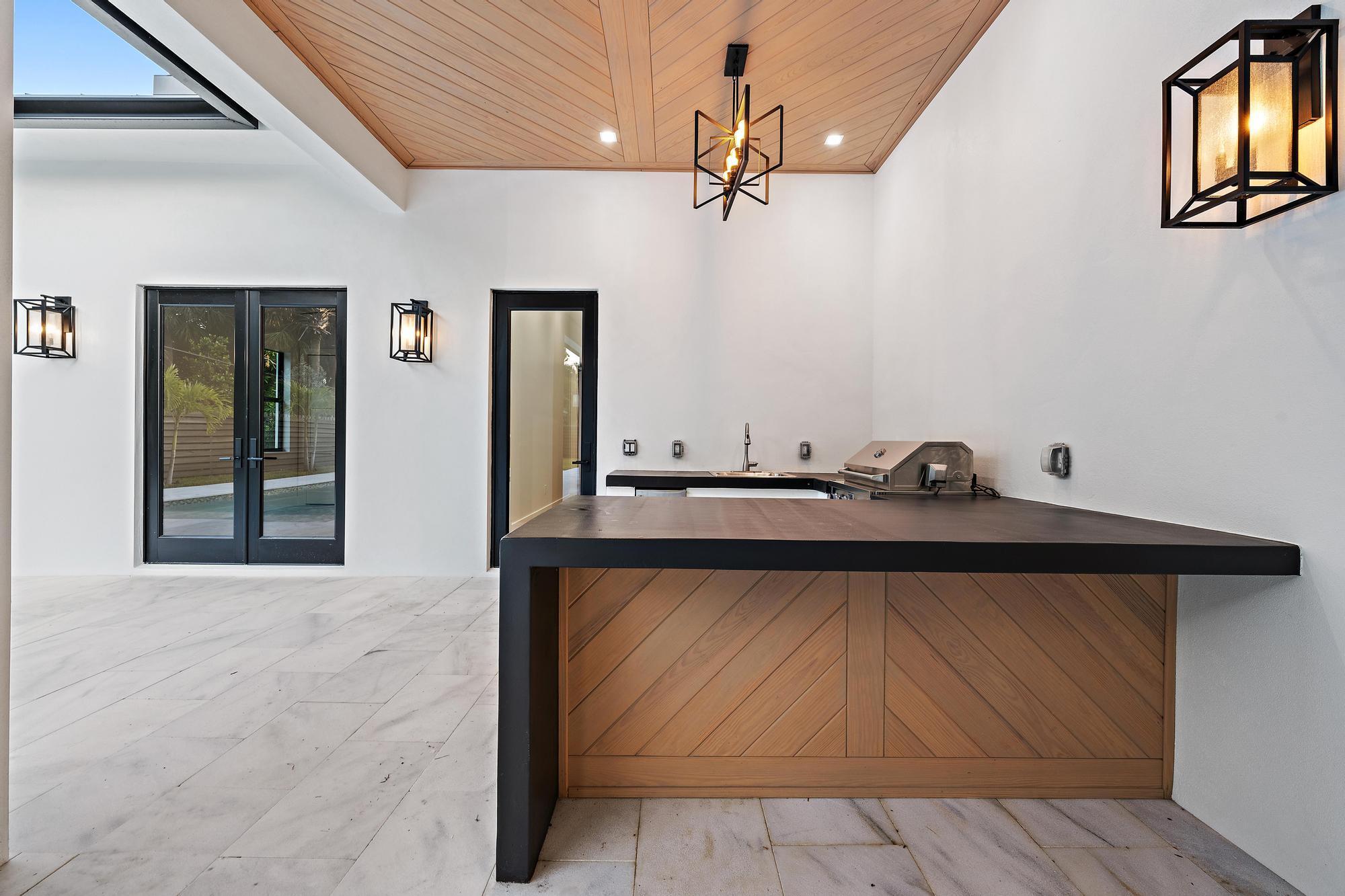 LOXAHATCHEE GARDENS IN - Residential