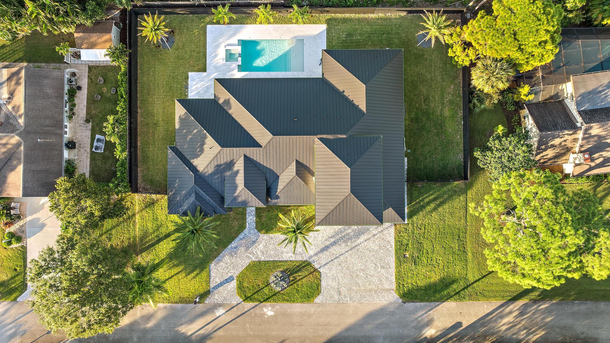 LOXAHATCHEE GARDENS IN - Residential