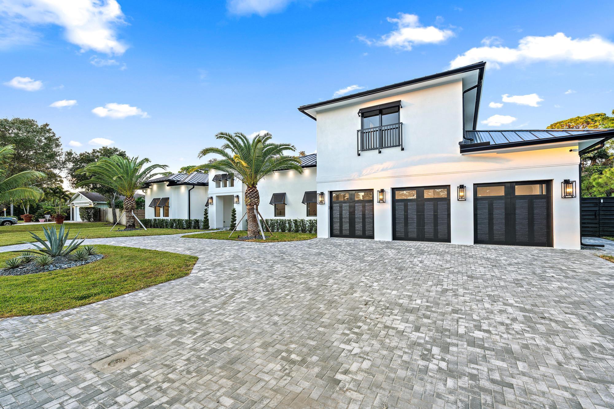 LOXAHATCHEE GARDENS IN - Residential