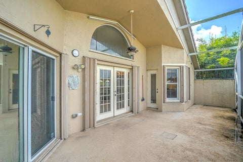 Tiny photo for 1117 AVONDALE Court, West Palm Beach, FL 33409 (MLS # B26072128)
