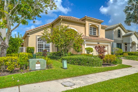 Tiny photo for 1117 AVONDALE Court, West Palm Beach, FL 33409 (MLS # B26072128)