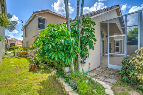 Tiny photo for 1117 AVONDALE Court, West Palm Beach, FL 33409 (MLS # B26072128)