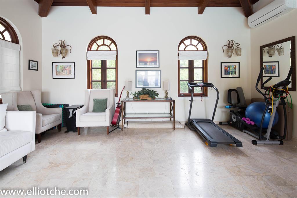 KEY WEST INVESTMENT CO?S - Residential