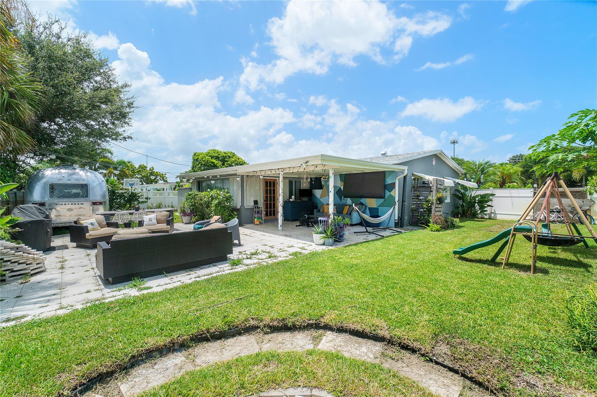 KELSEY CITY - Residential