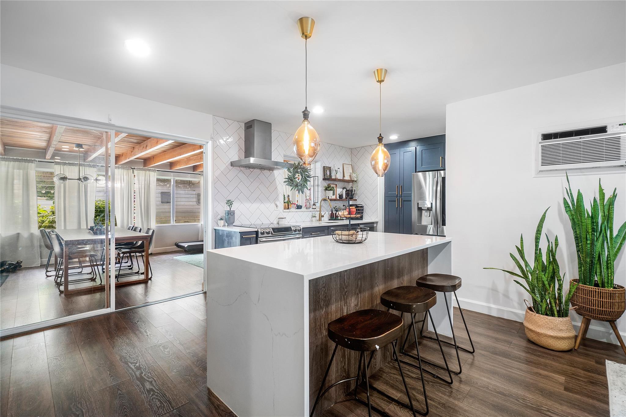 KELSEY CITY - Residential
