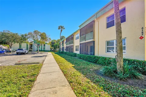 4157 NW 90th Ave Unit 101, Coral Springs, FL MLS: F10493084