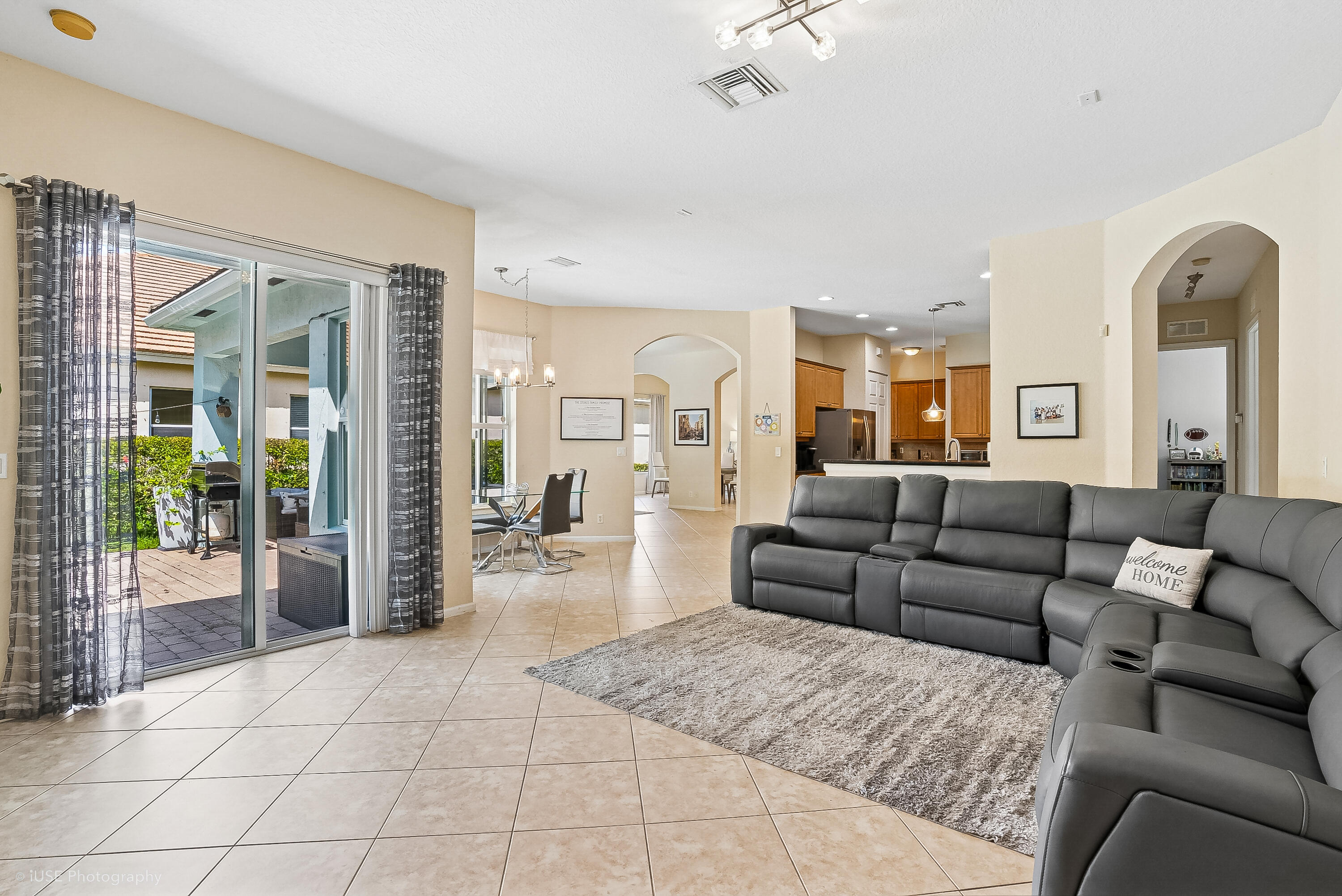 127 PALM BEACH PLANTATION Boulevard