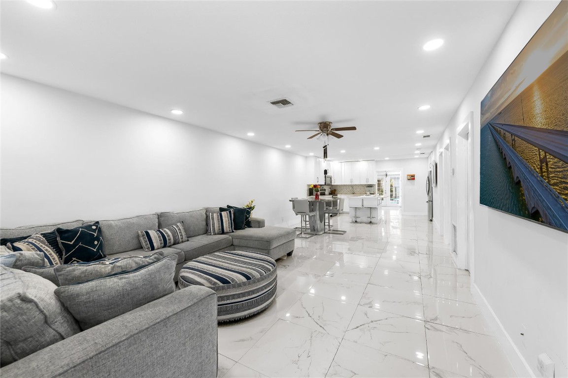 Chevy Chase 70-36 B - Residential