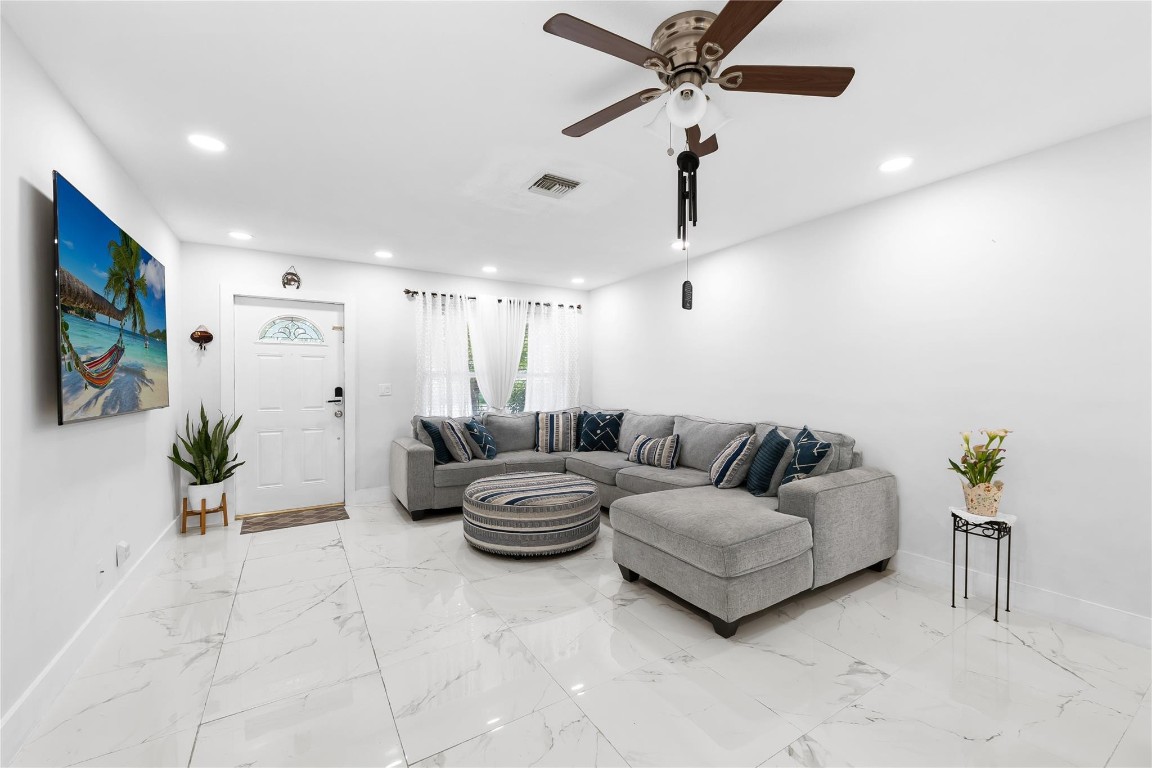 Chevy Chase 70-36 B - Residential