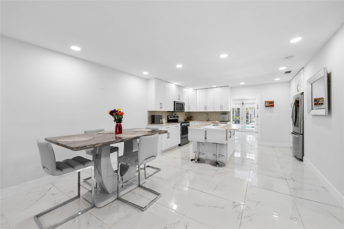 Chevy Chase 70-36 B - Residential