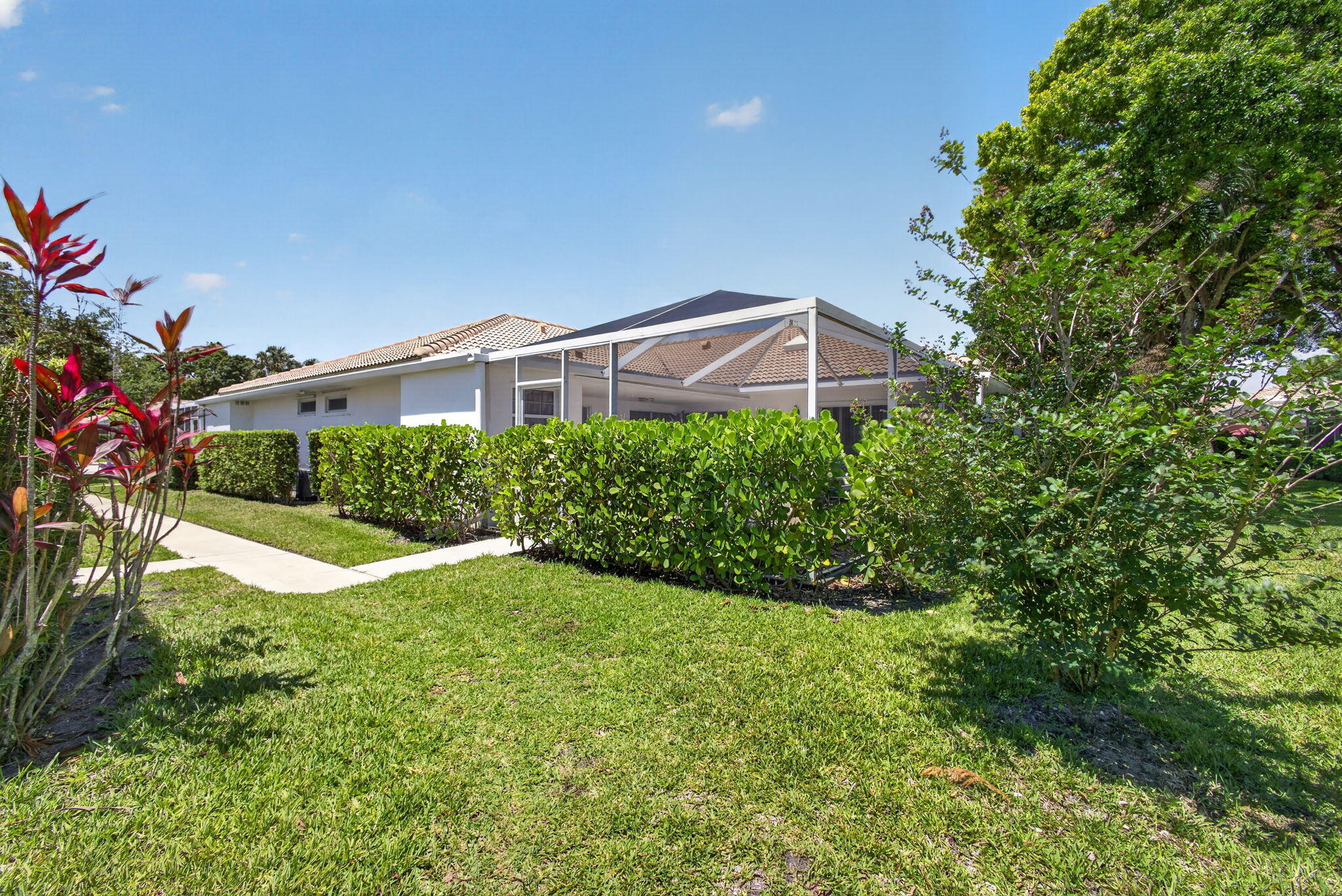 OAKS-SUNTERRACE - Residential