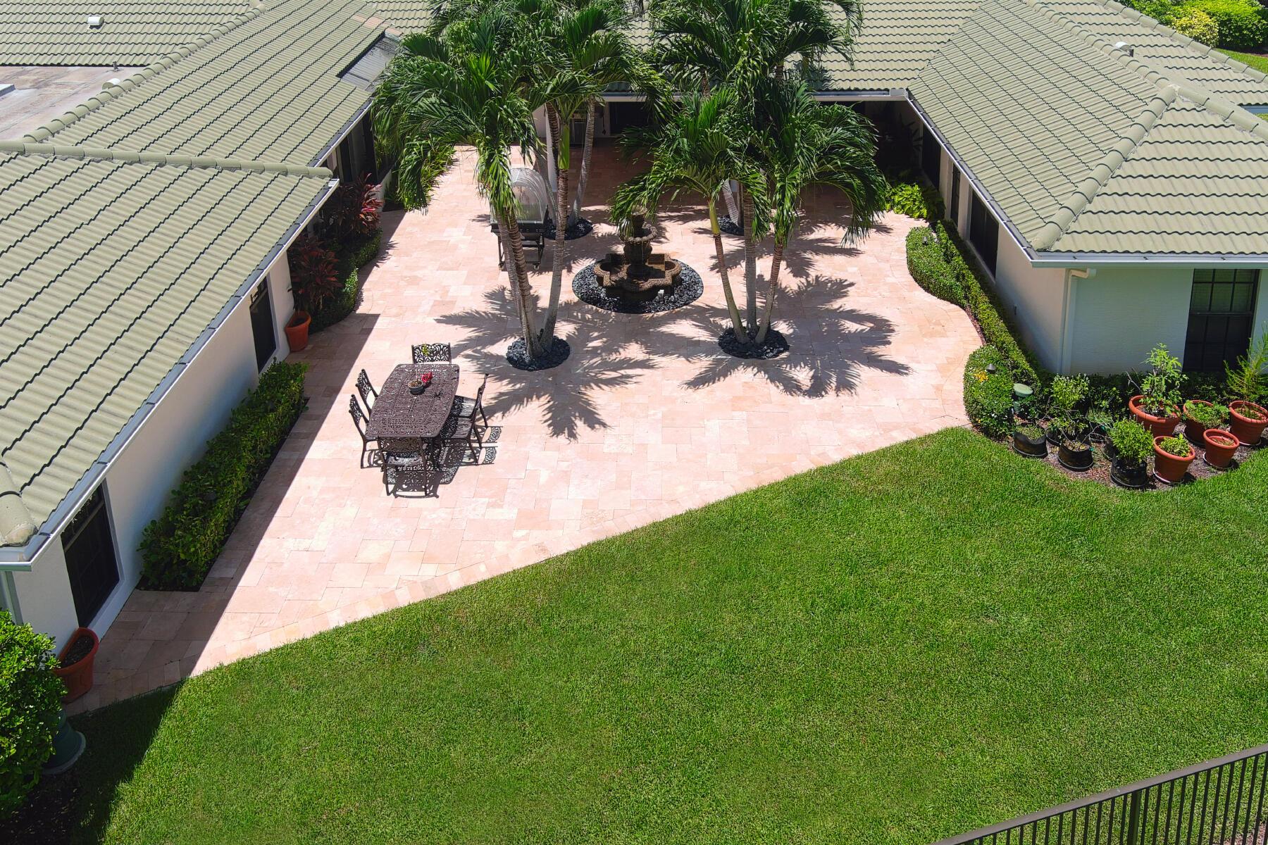 DELRAY DUNES 2ND SEC - Residential