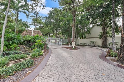 A home in Oakland Park