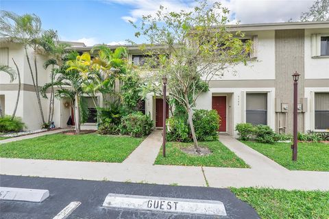 A home in Oakland Park