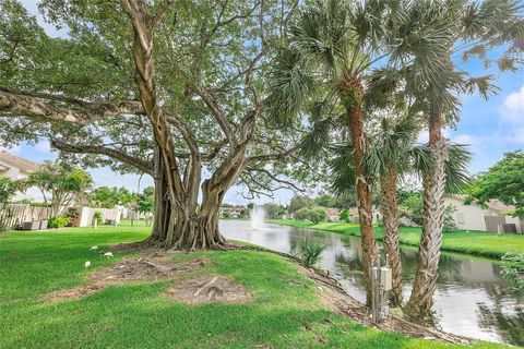 A home in Oakland Park