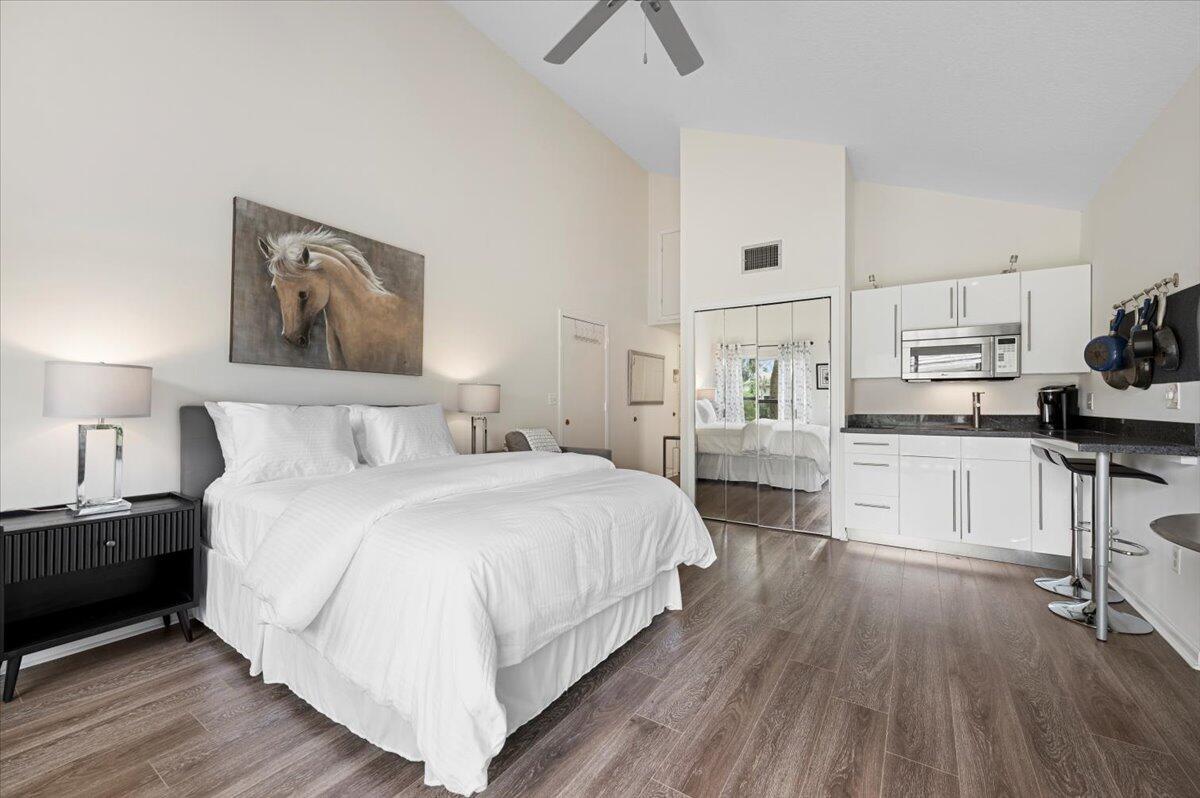 TENNIS LODGES 1 CONDO - Residential Lease