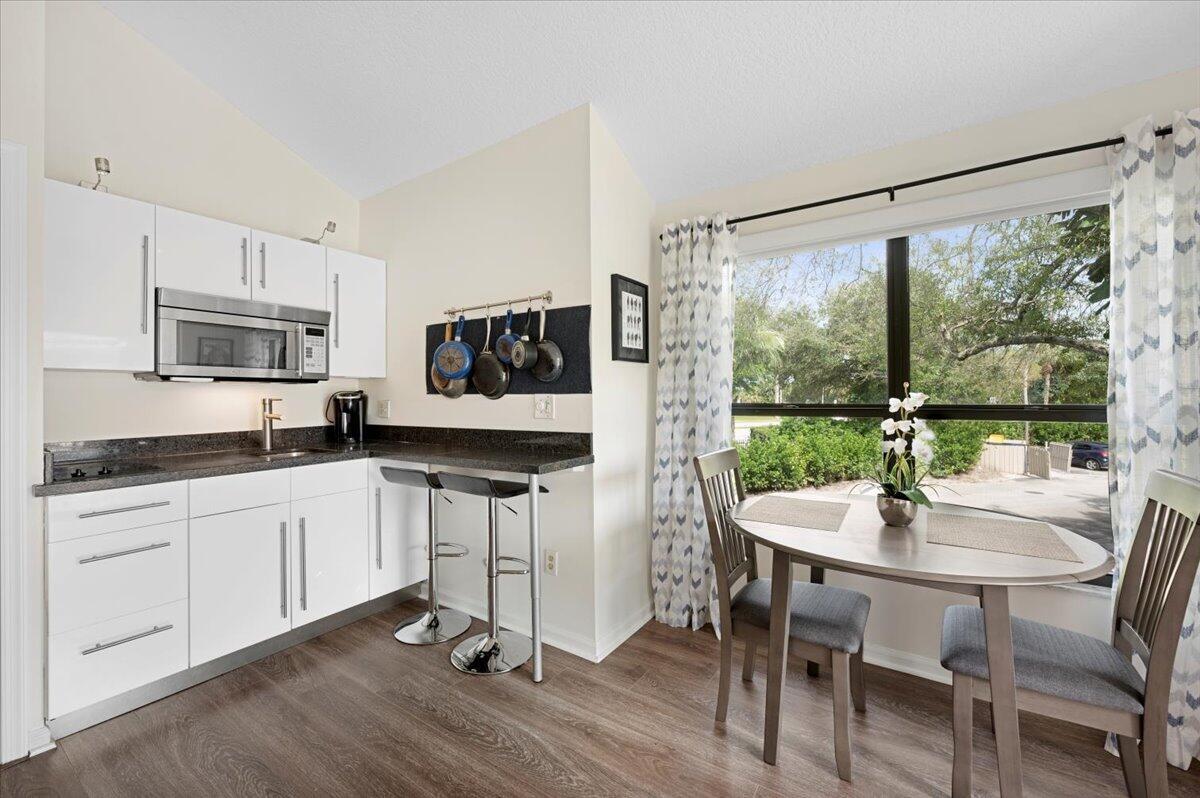 TENNIS LODGES 1 CONDO - Residential Lease