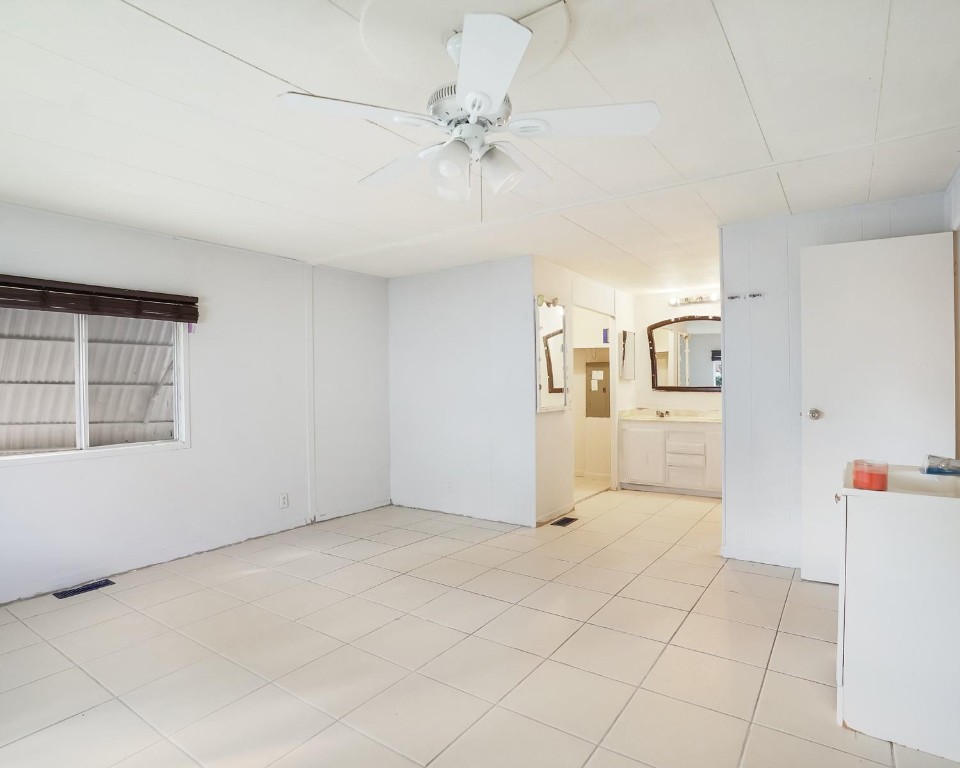 RAVENSWOOD ESTATES & MARINAS - Residential