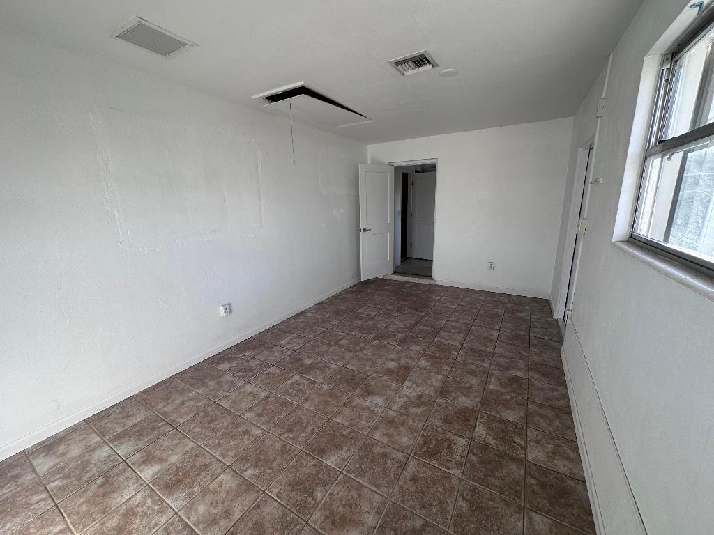 RIDGEWOOD HOMES - Residential Lease