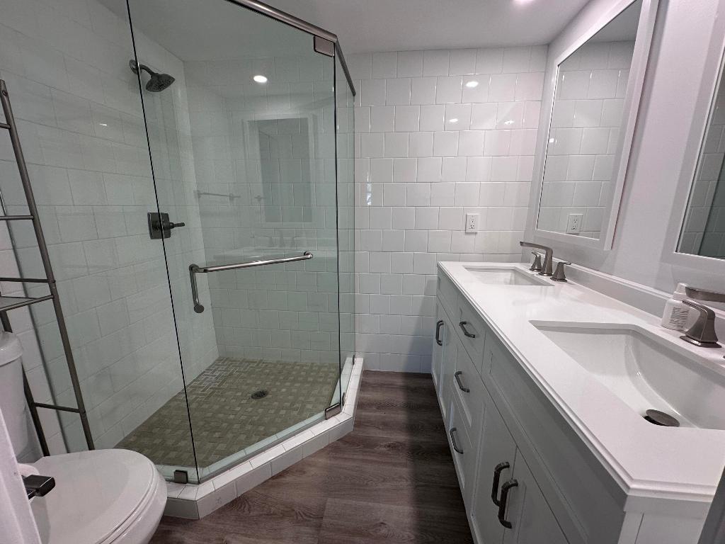 RIDGEWOOD HOMES - Residential Lease