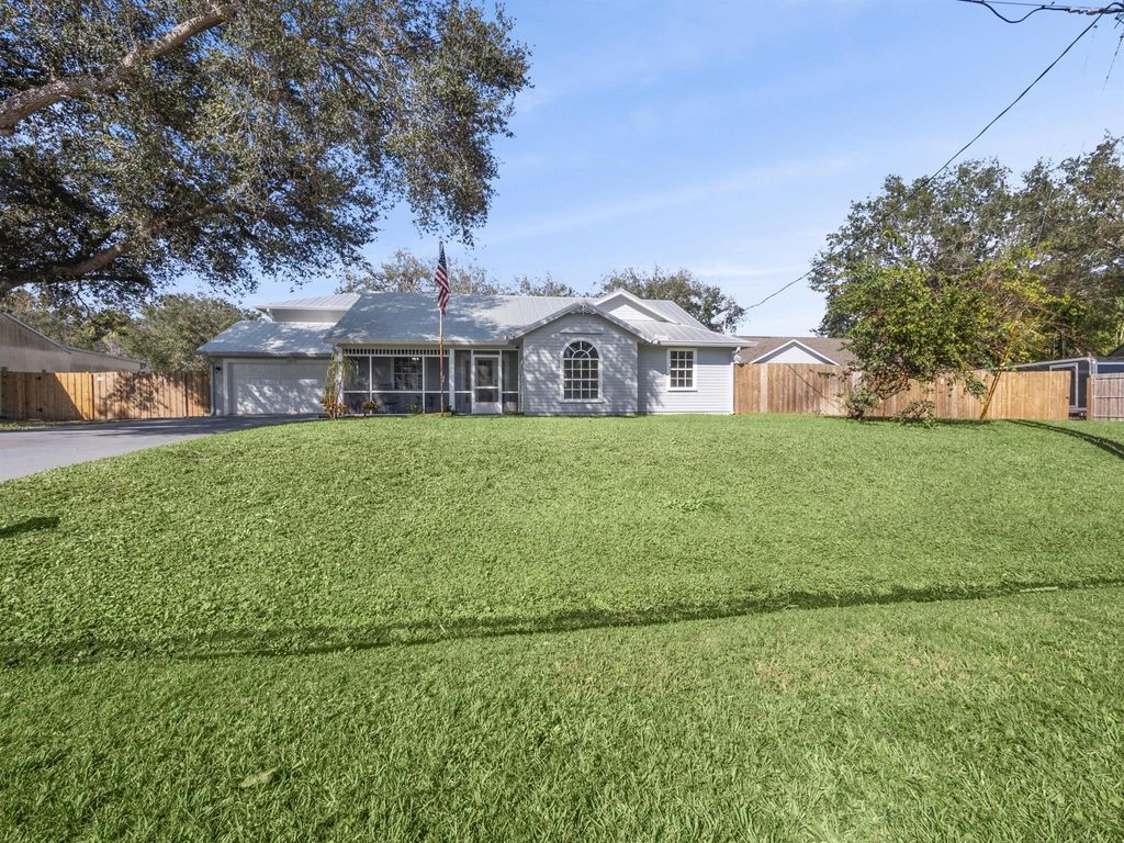 Photo of 1533 SW Fortune Road, Port Saint Lucie, FL 34953 (MLS # R10944628)