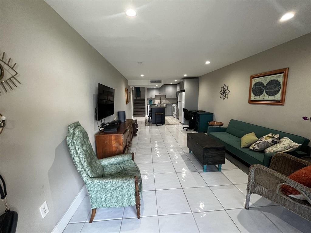 LAVERS DELRAY RACQUET CLUB CONDO - Residential