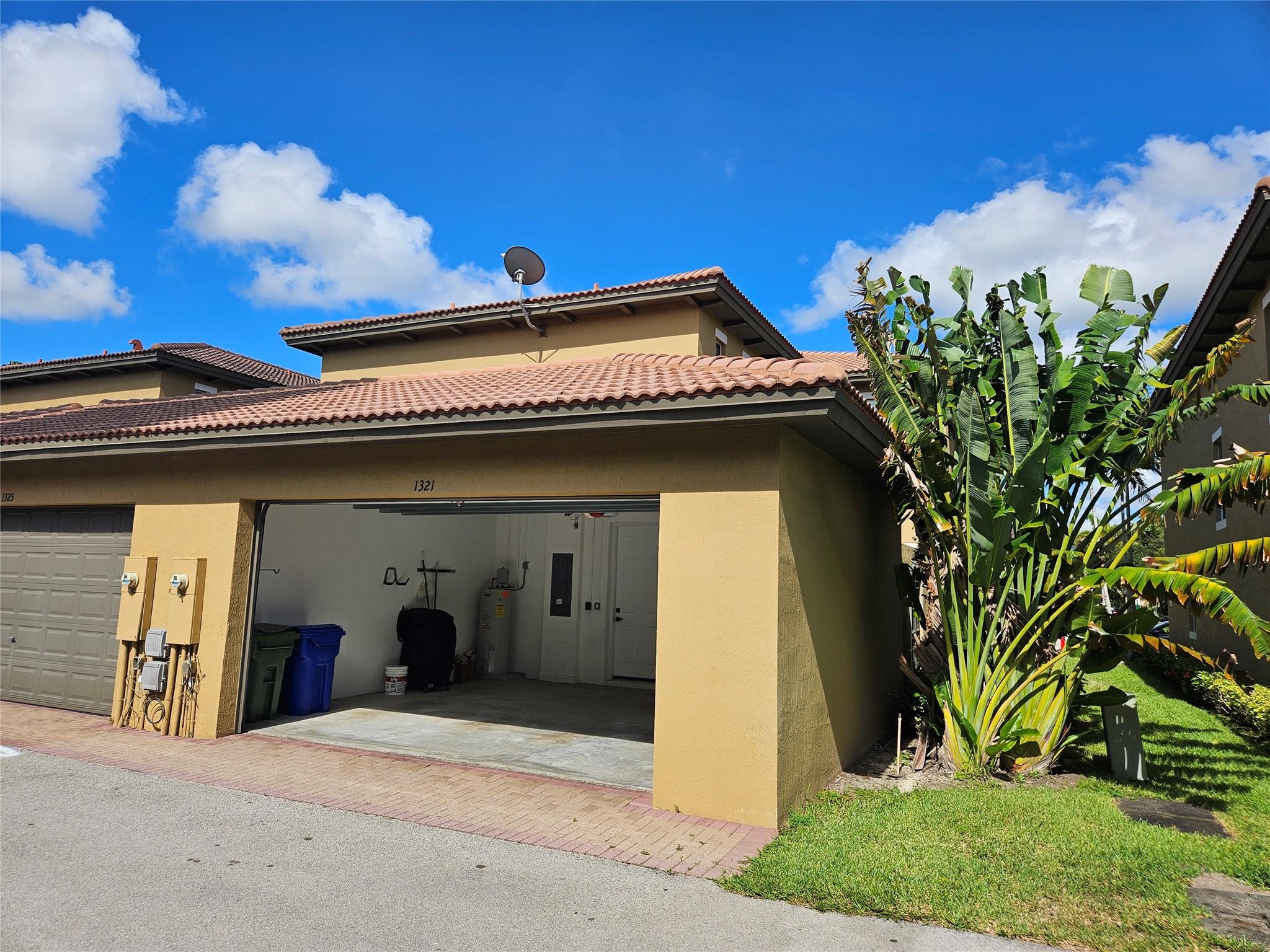 1321 SW 147th Ter