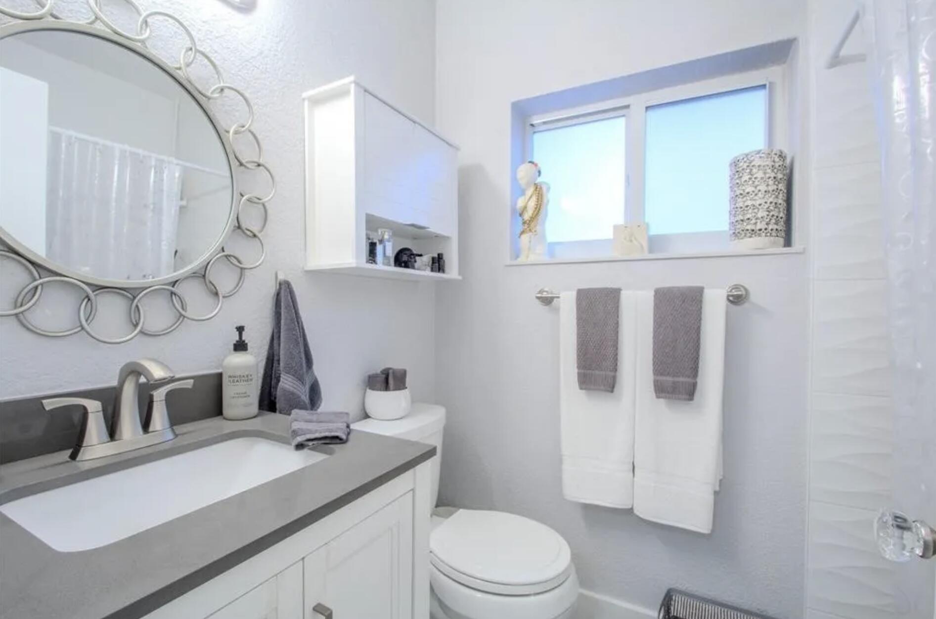 RIVERSIDE NO 3 - Residential