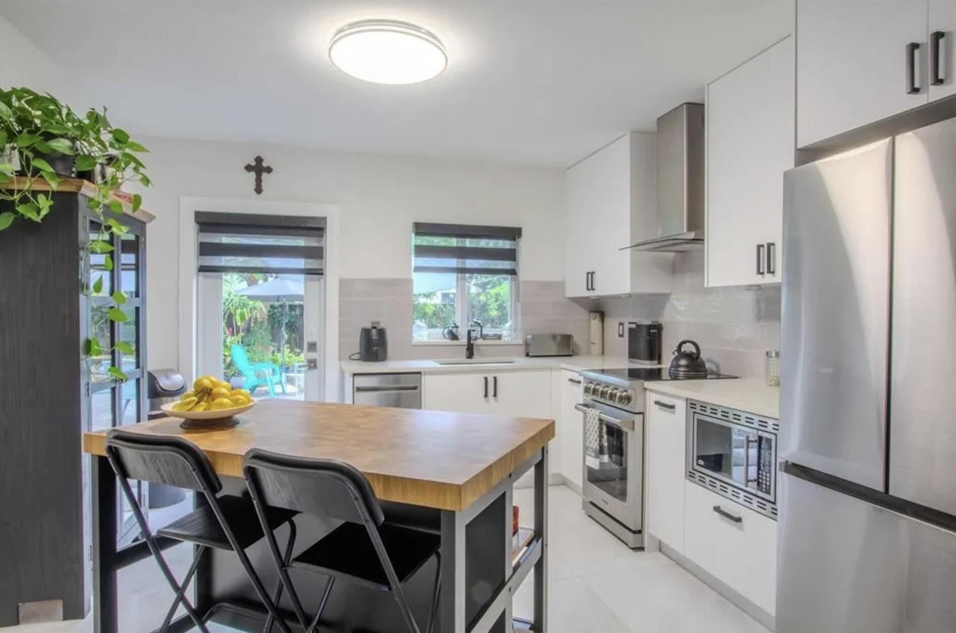 RIVERSIDE NO 3 - Residential