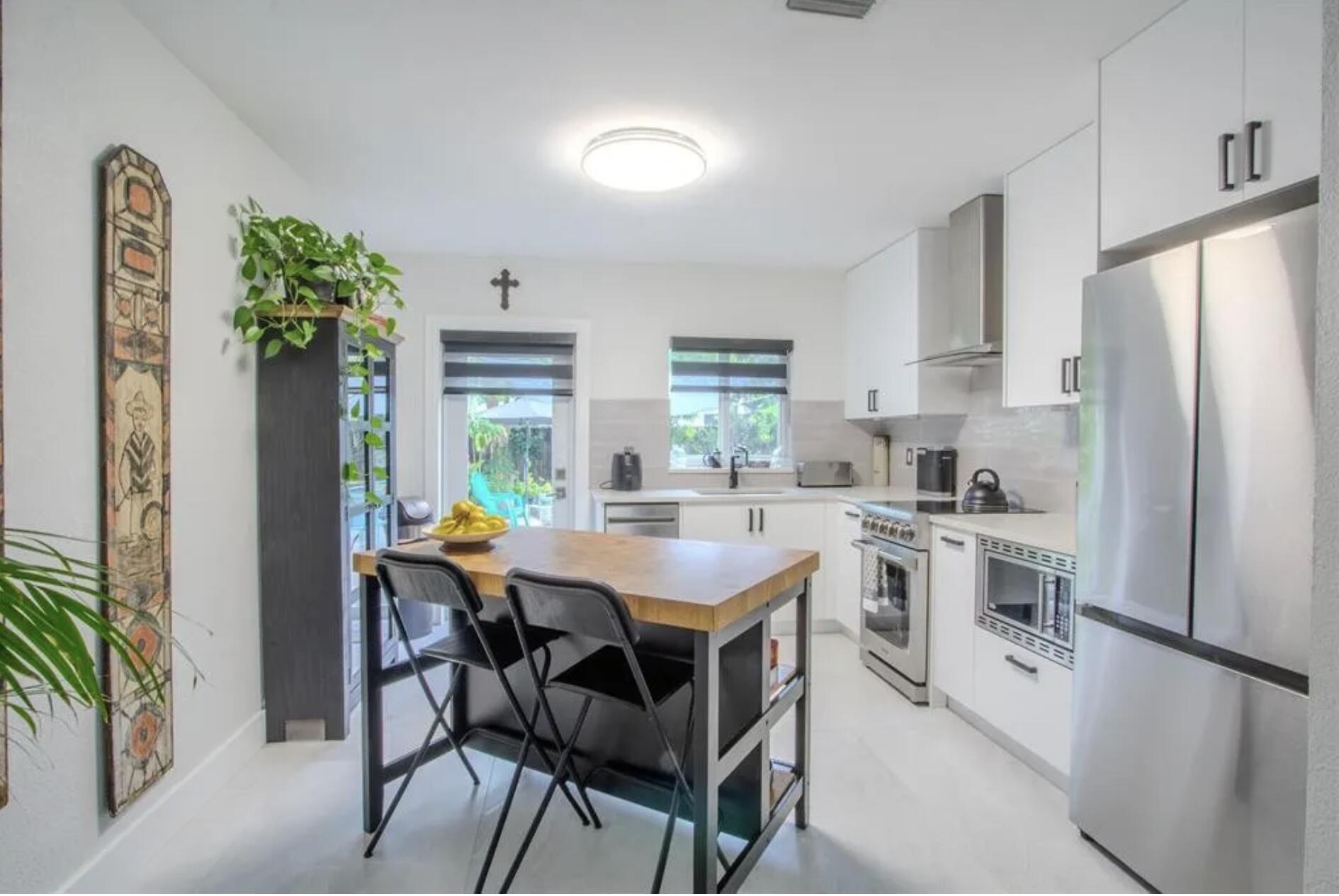 RIVERSIDE NO 3 - Residential