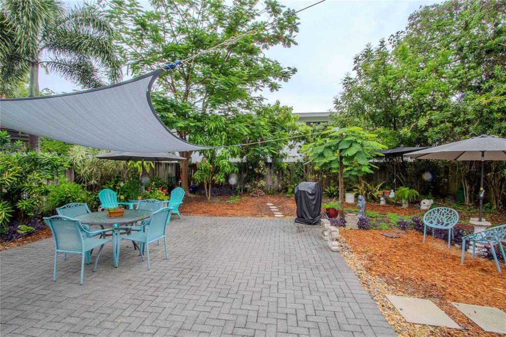 RIVERSIDE NO 3 - Residential