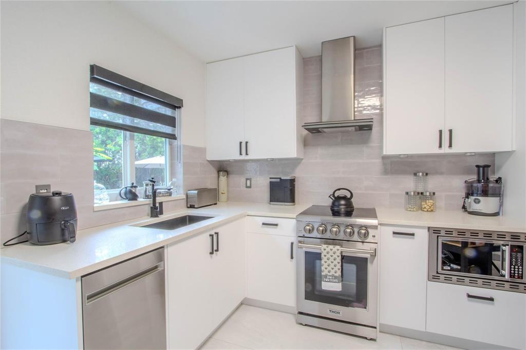 RIVERSIDE NO 3 - Residential