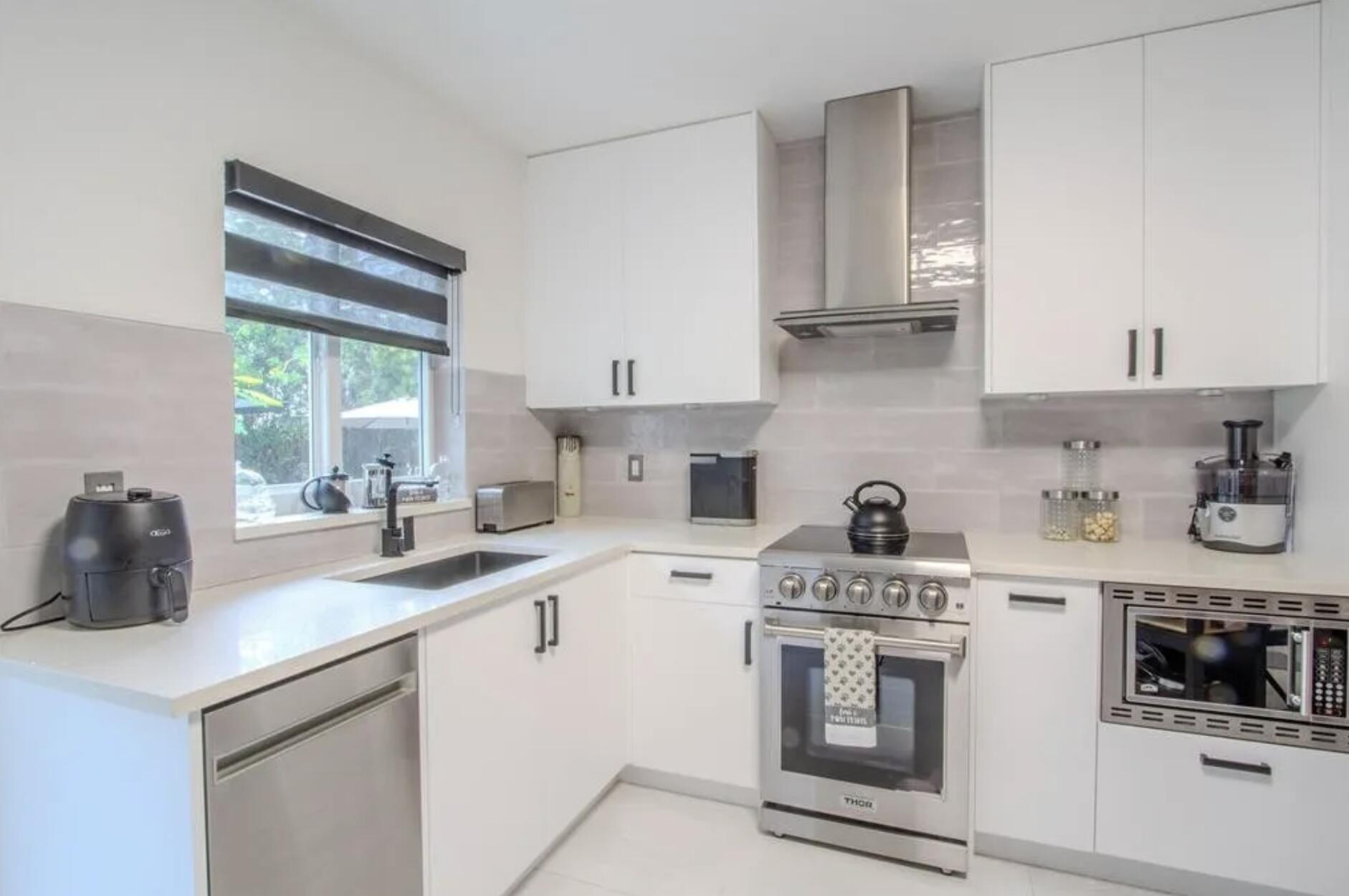 RIVERSIDE NO 3 - Residential