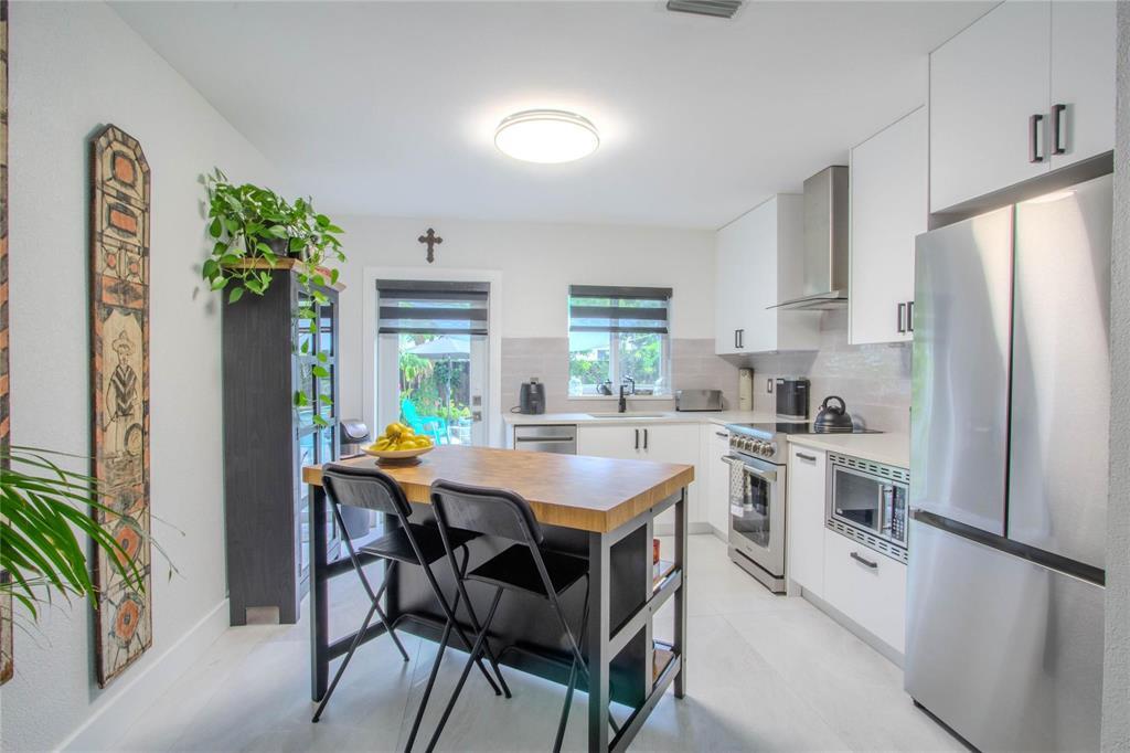 RIVERSIDE NO 3 - Residential