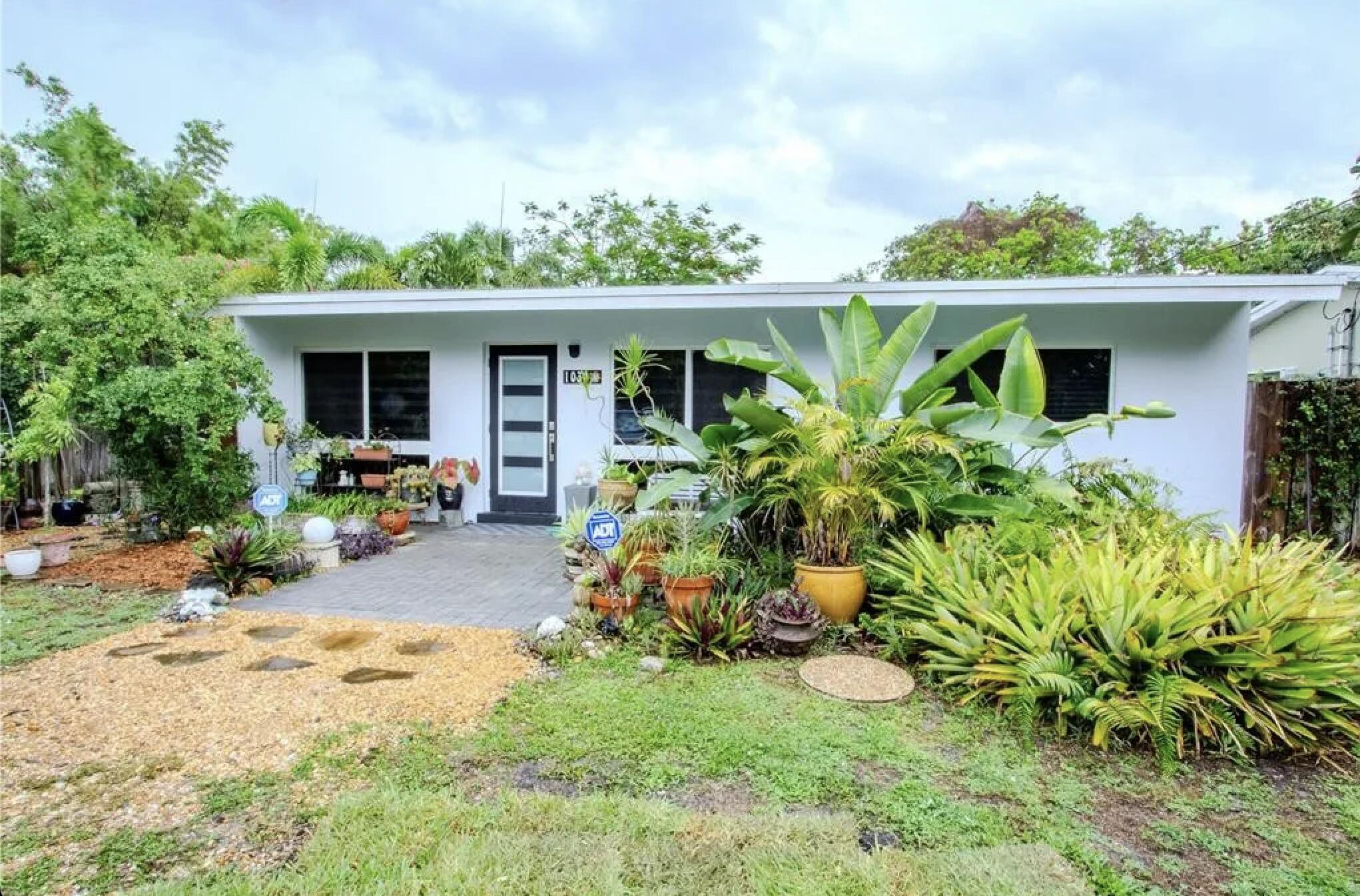 RIVERSIDE NO 3 - Residential