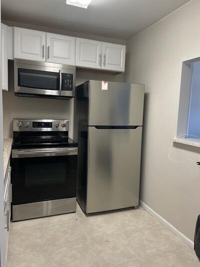37 Kingswood B 37