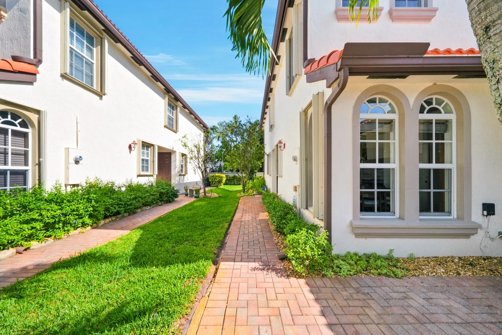 Photo of 9747 Darlington Place, Cooper City, FL 33328 (MLS # B26065776)