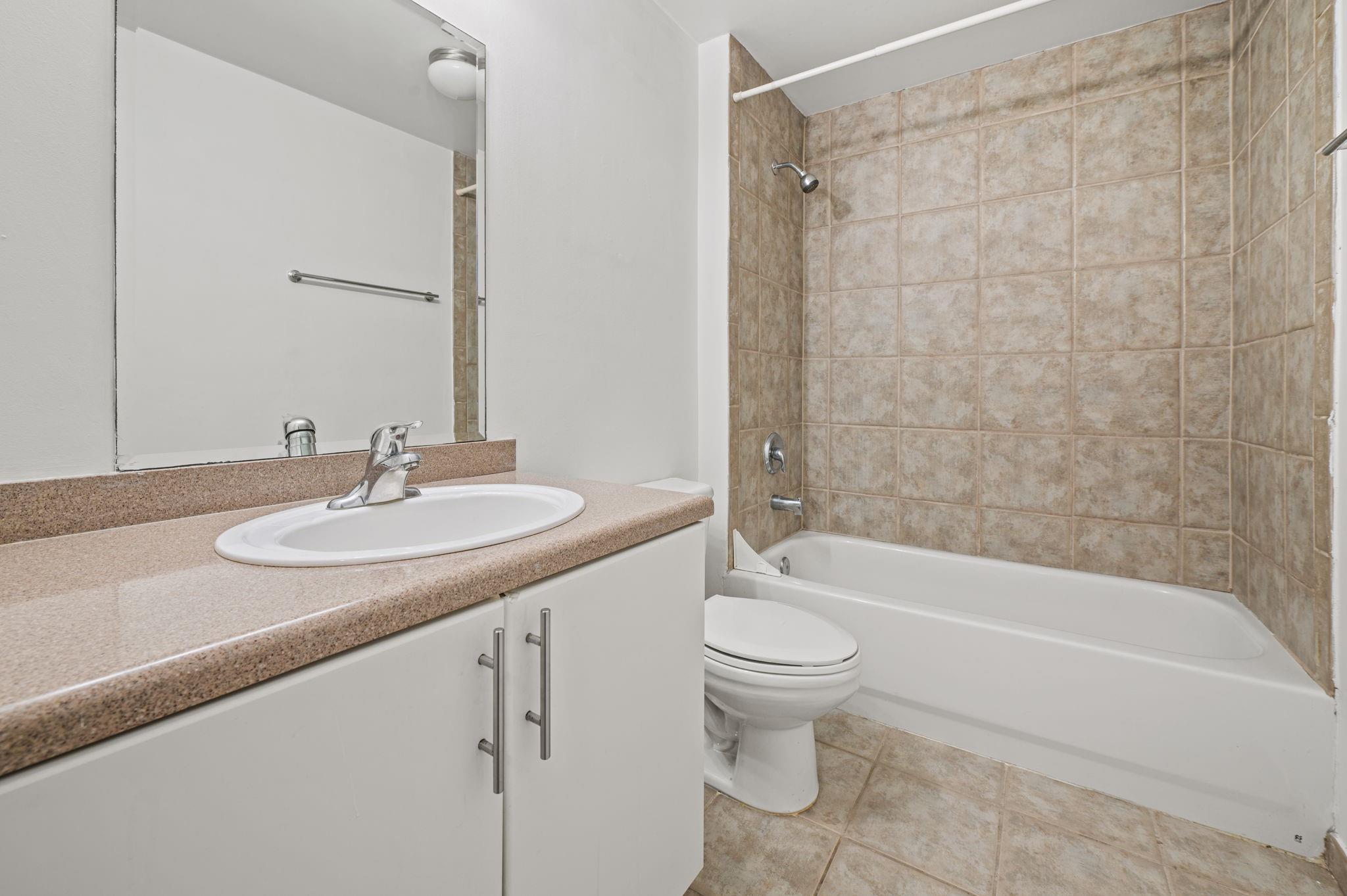 BAYLOFTS CONDO - Residential