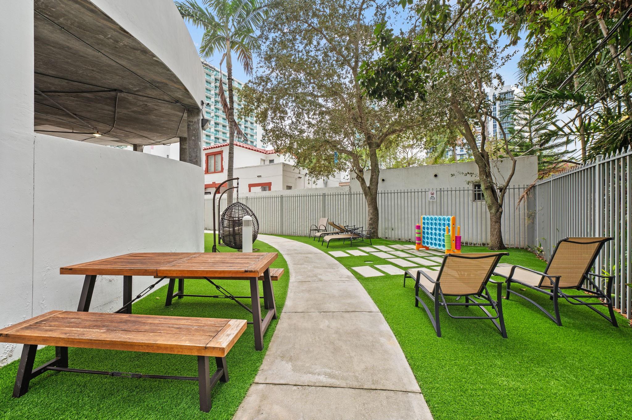 BAYLOFTS CONDO - Residential