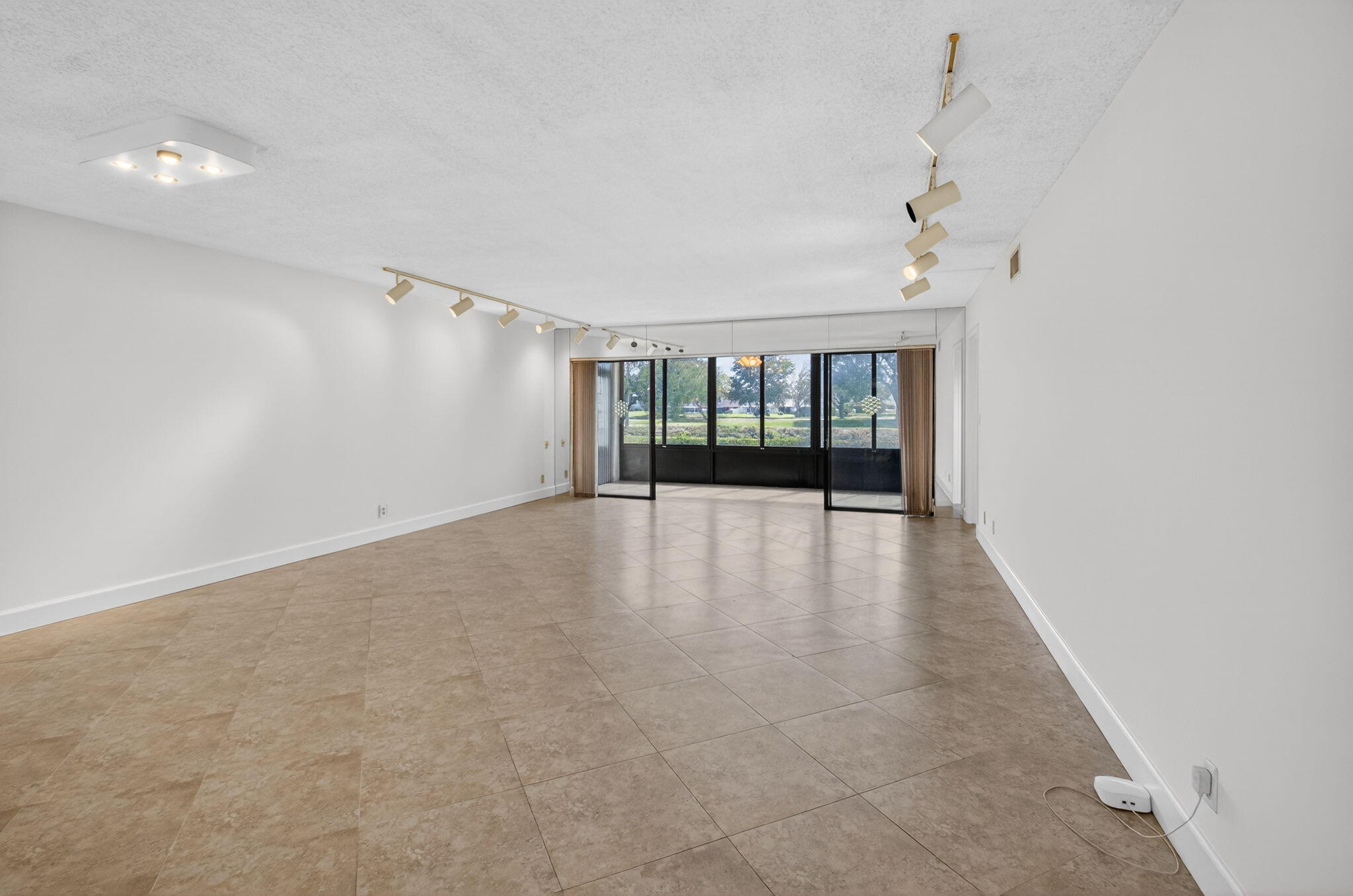 FAIRWAY PARK at Indian Spring - Residential