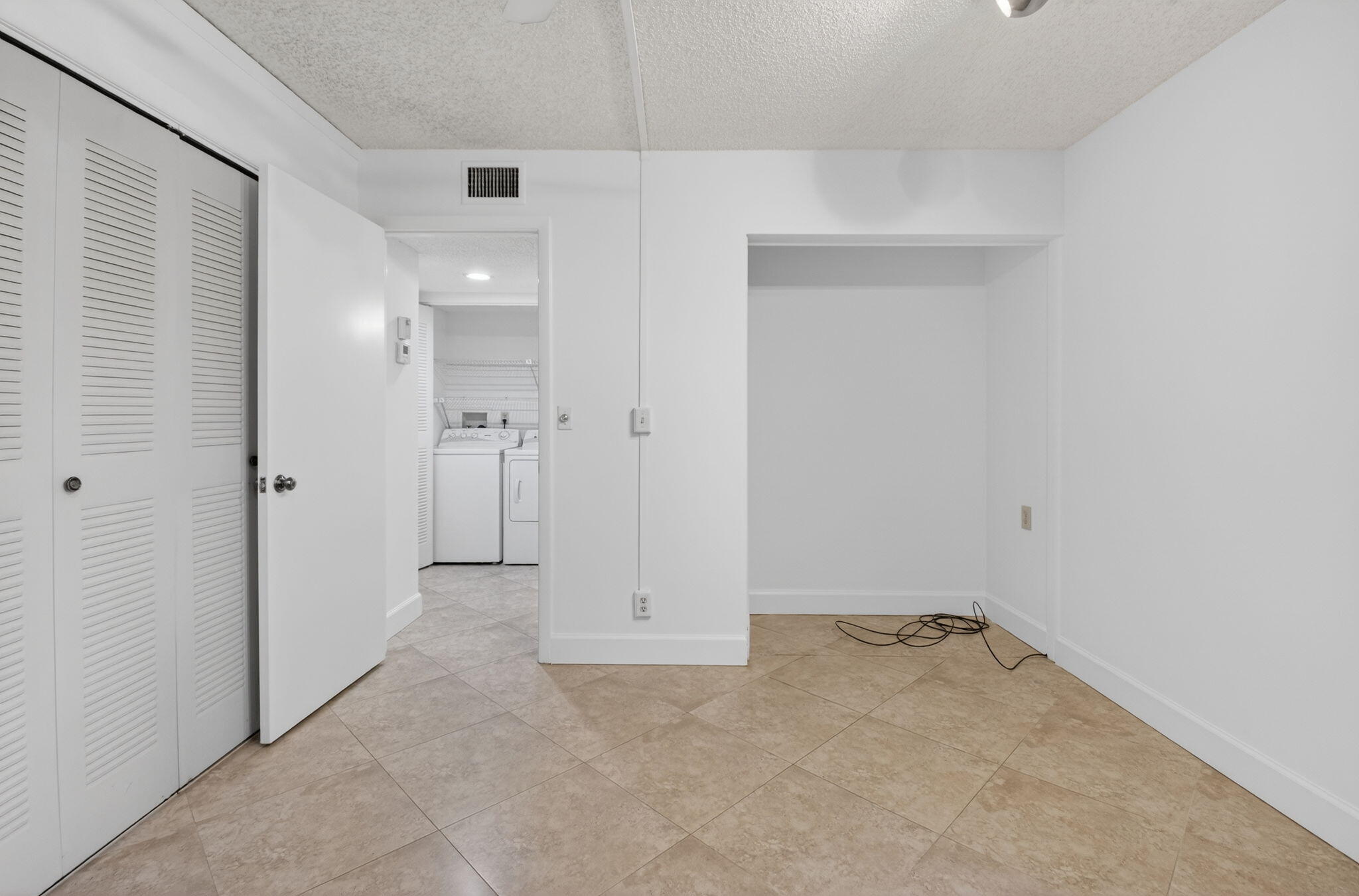 FAIRWAY PARK at Indian Spring - Residential