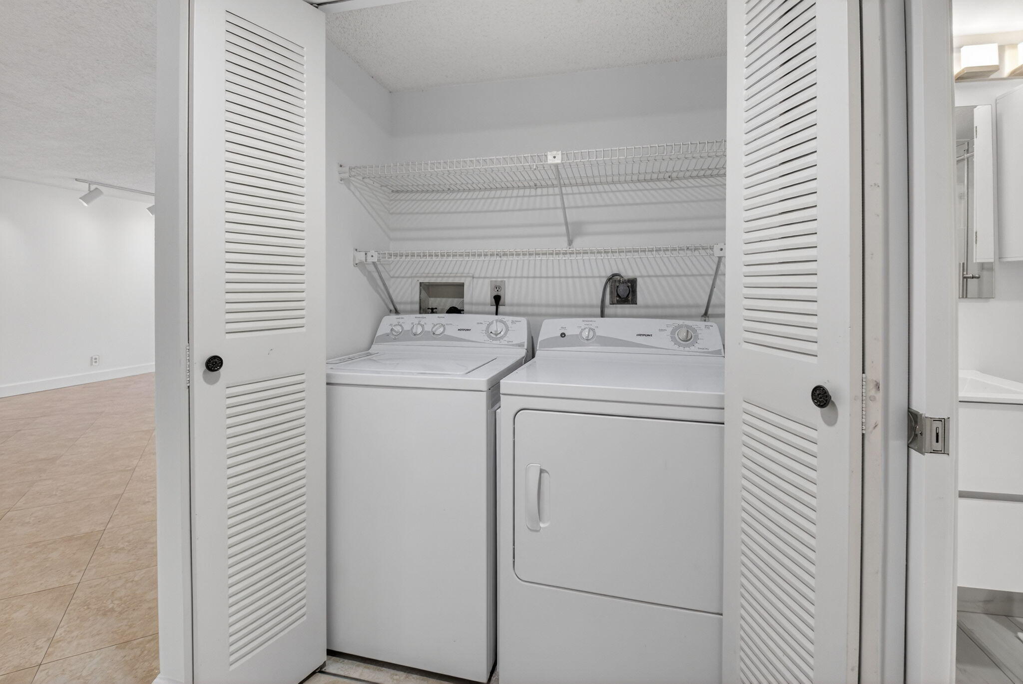 FAIRWAY PARK at Indian Spring - Residential