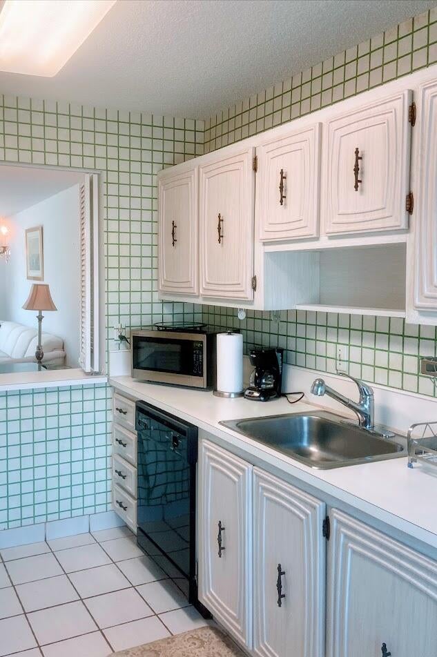 Photo of 13907 Via Aurora #C, Delray Beach, FL 33484 (MLS # R10785283)